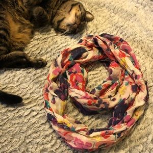 Infinity scarf